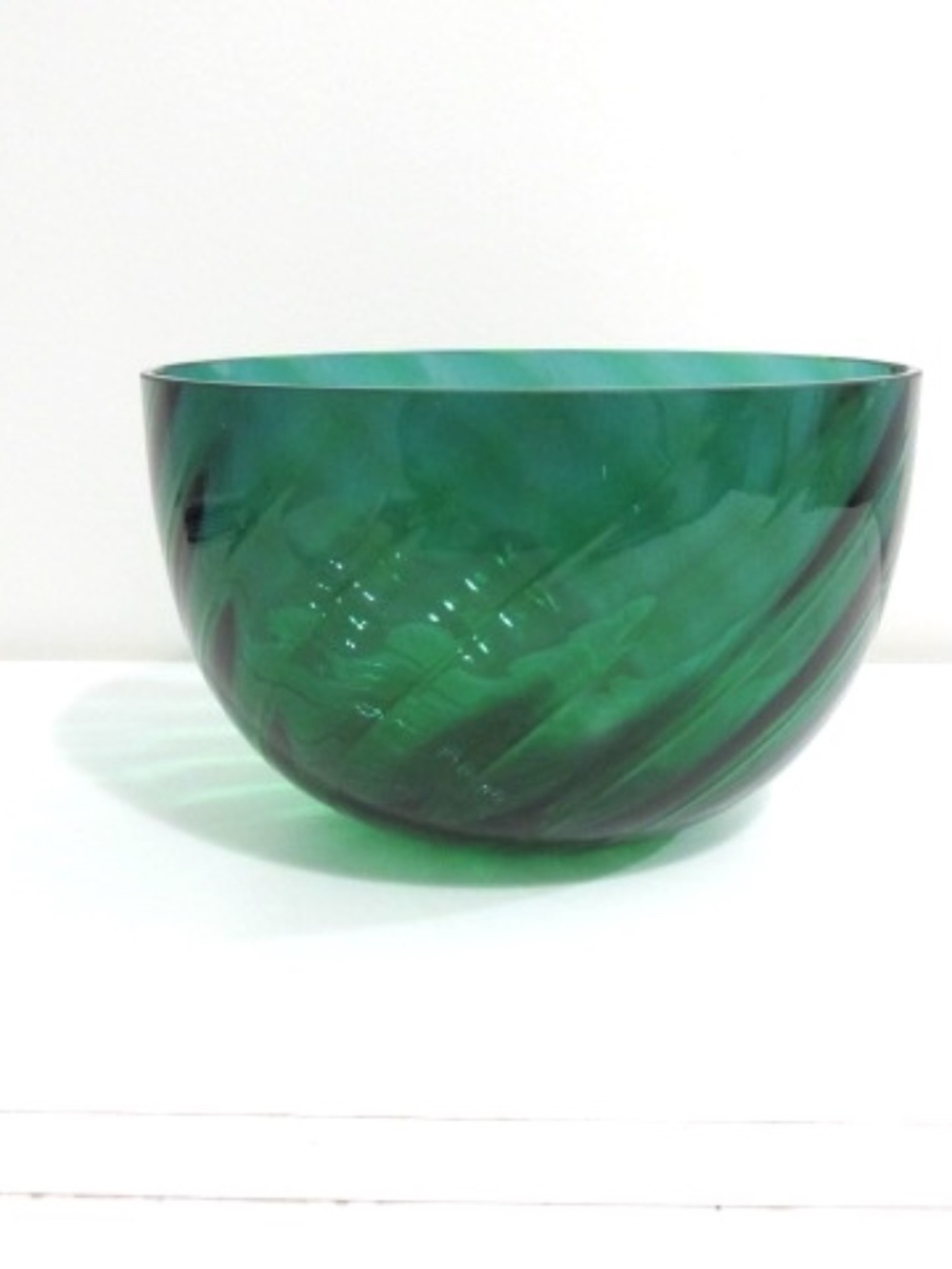 VTG 80s Emerald Green Swirl Glass Salad Bowl - Picture 2 of 6